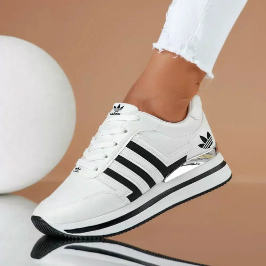 Adidas - Wasserdichte Turnschuhe 2025