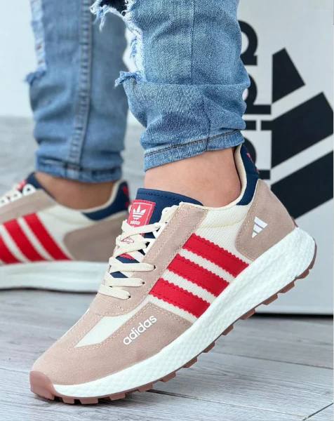 Adidas - Wasserdichte Turnschuhe 2025