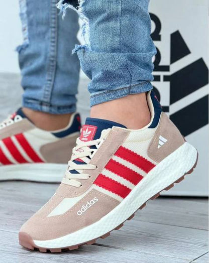 Adidas - Wasserdichte Turnschuhe 2025